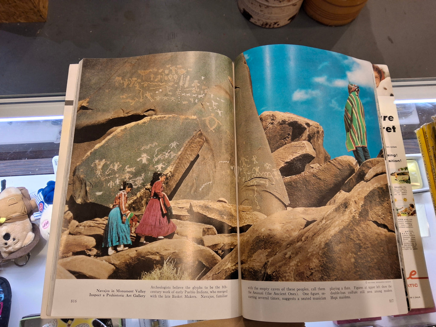 Vintage National Geographic DECEMBER 1958