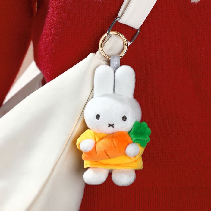 Miffy With Carrot Keyring