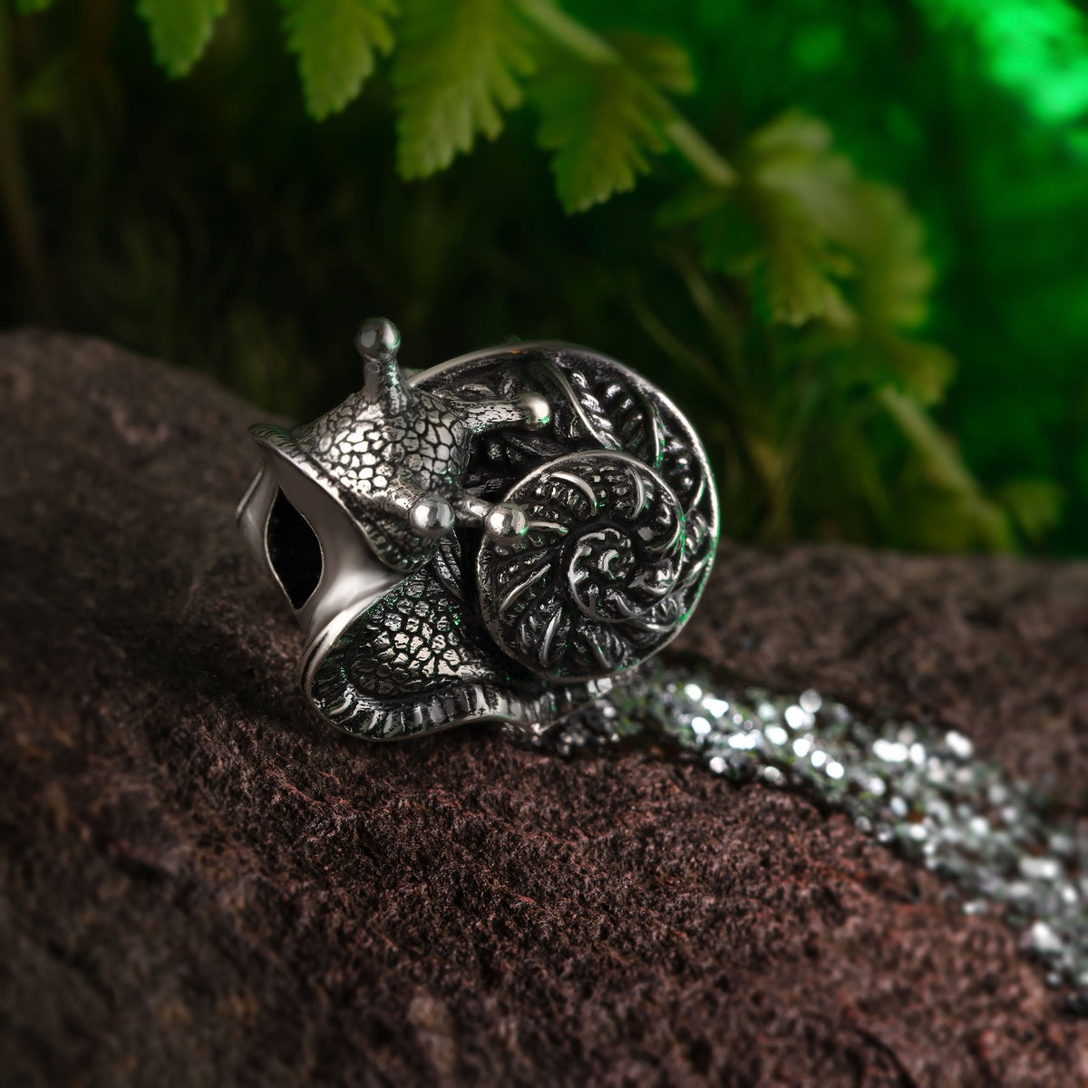 The Fern Snail Guardian bead 6