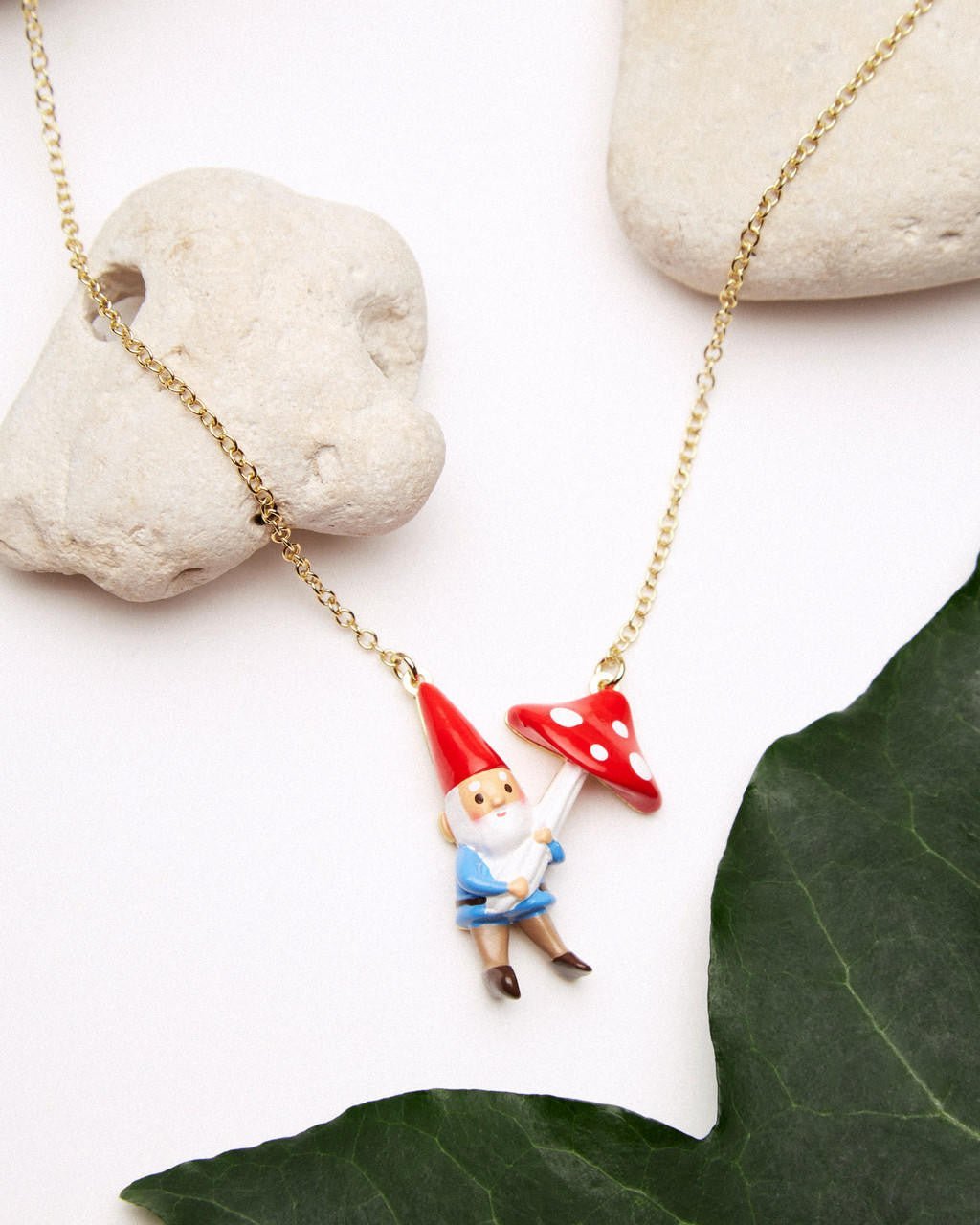 GARDEN GNOME AND MUSHROOM PENDANT NECKLACE - Mu Shop