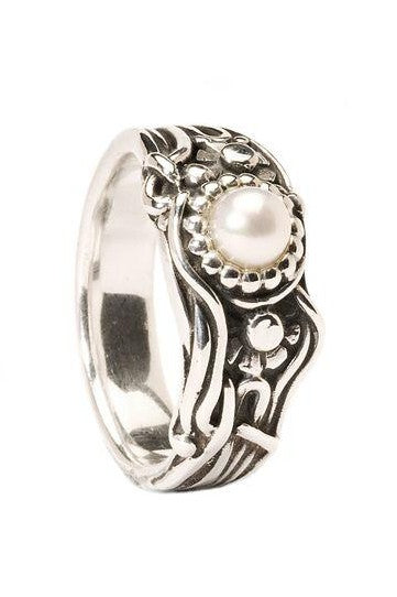 Jugendpearl Ring (Retired)