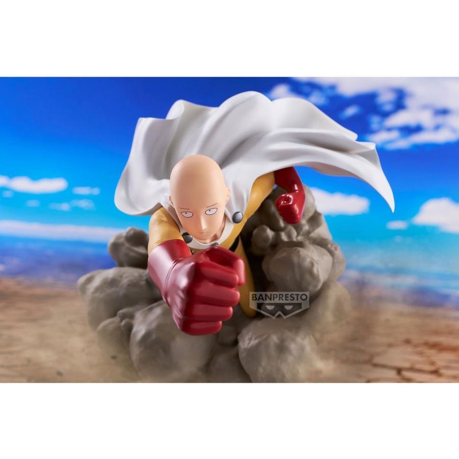 One-Punch Man Saitama Diorama Figure