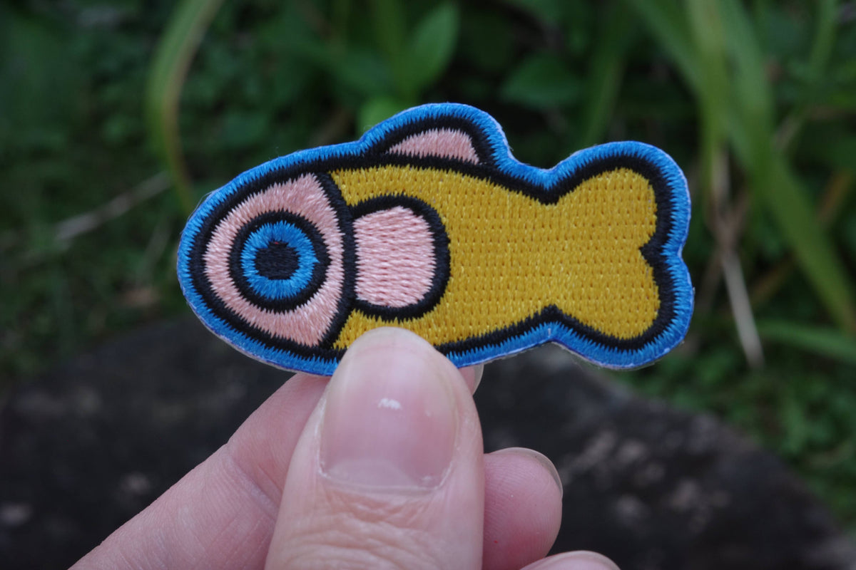 Yellow/Coral Fish Patch detail view 6