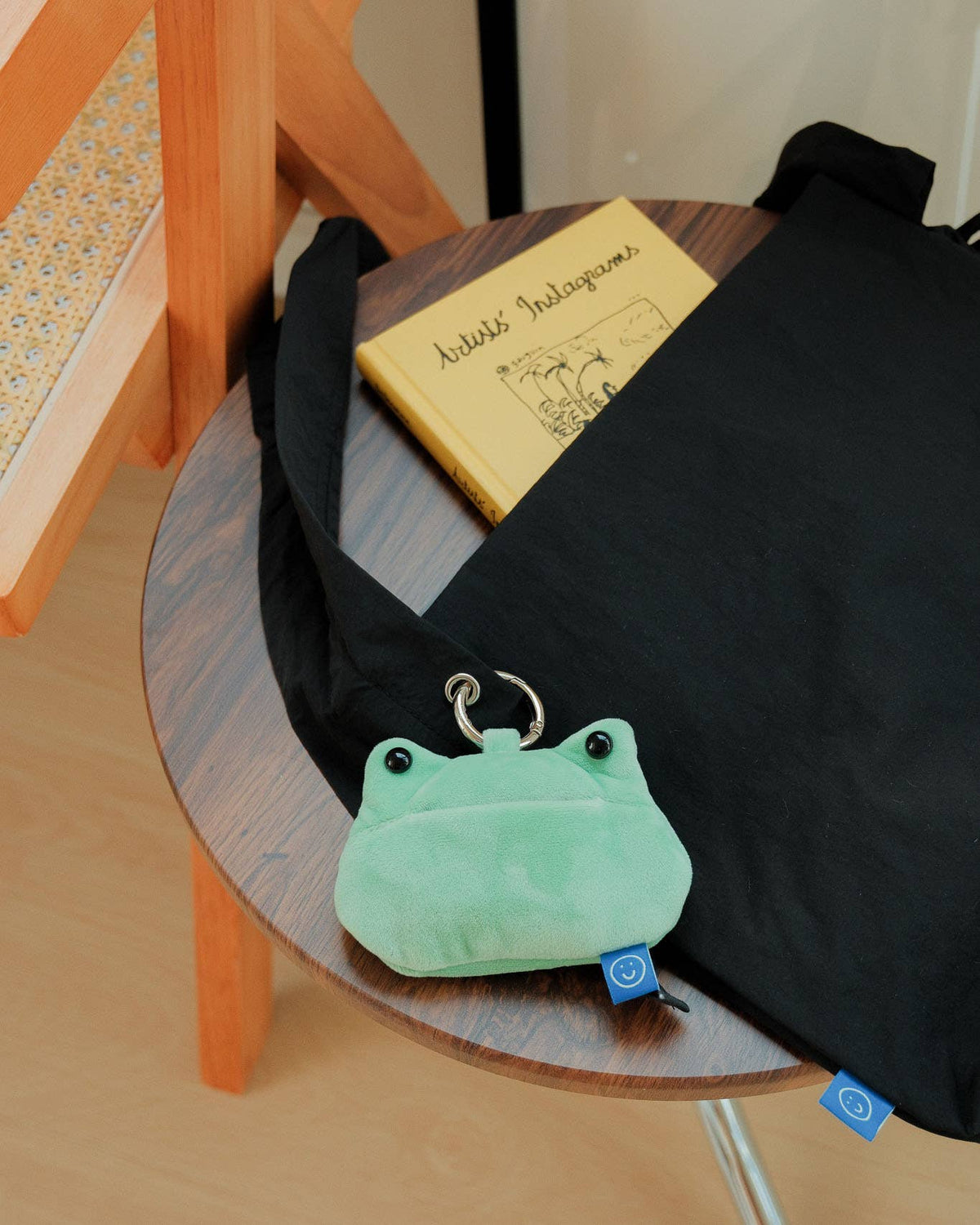 Frogile Frog Plushie Medium Reusable Bag