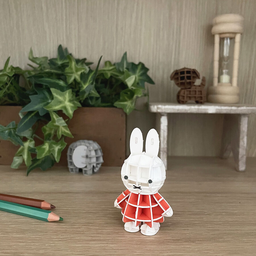 DICK BRUNA Standing Miffy Paper Puzzle 6.6cm