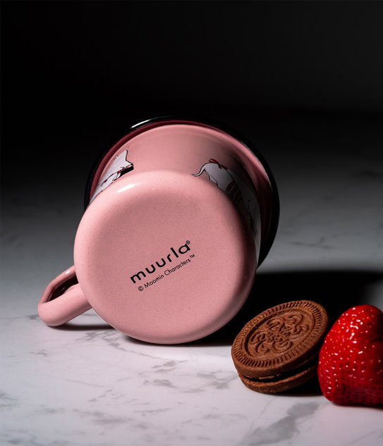 Moominmamma Pink Enamel Mug 370ml - view 5