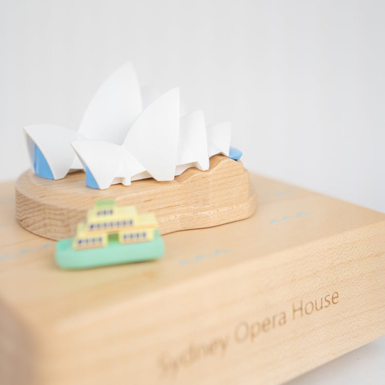Sydney Opera House Canon in D wooden music box detail view