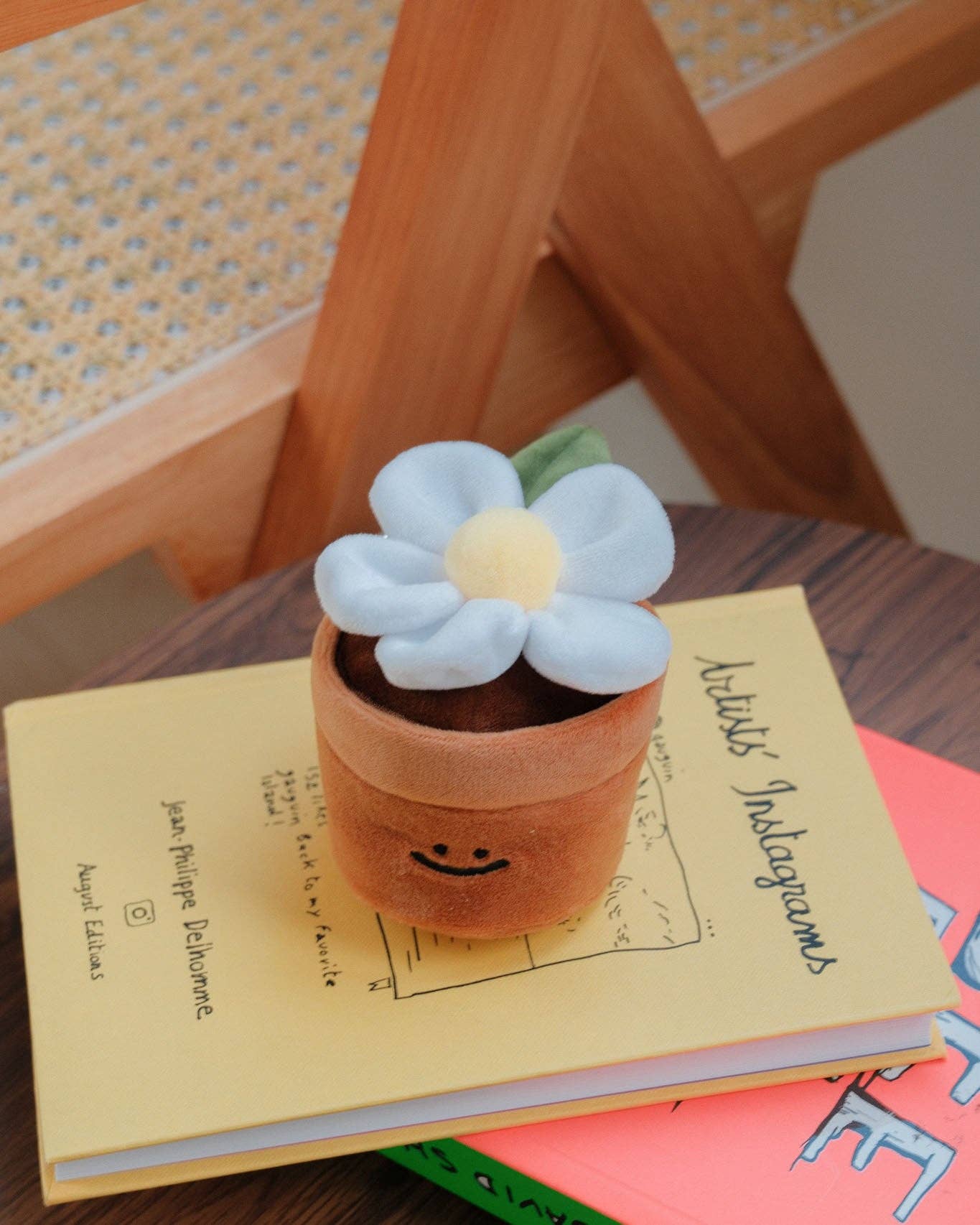 Potted Daisy Plant Plushie XL Reusable Bag