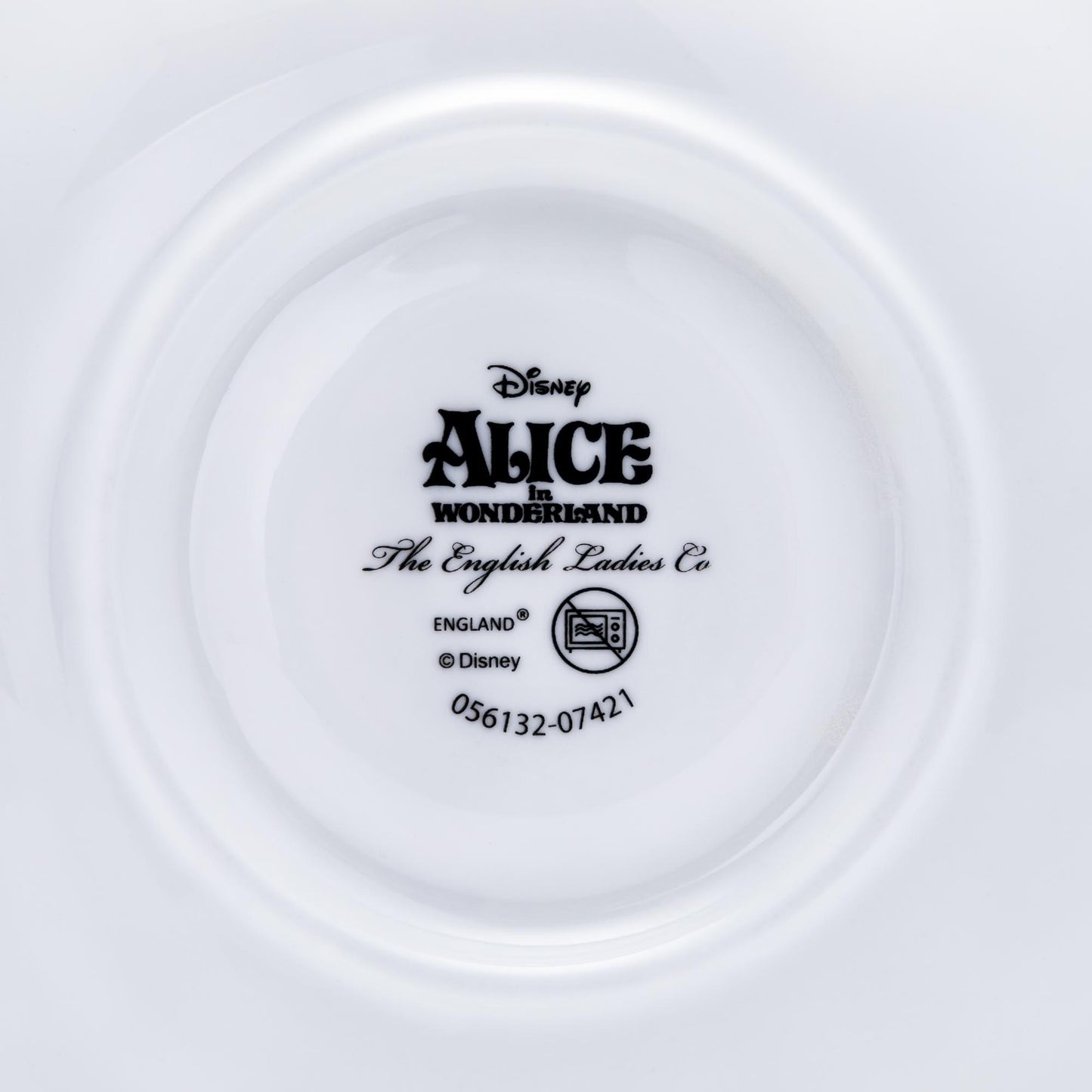 Alice in Wonderland - Alice Collectors Plate 16.7cm