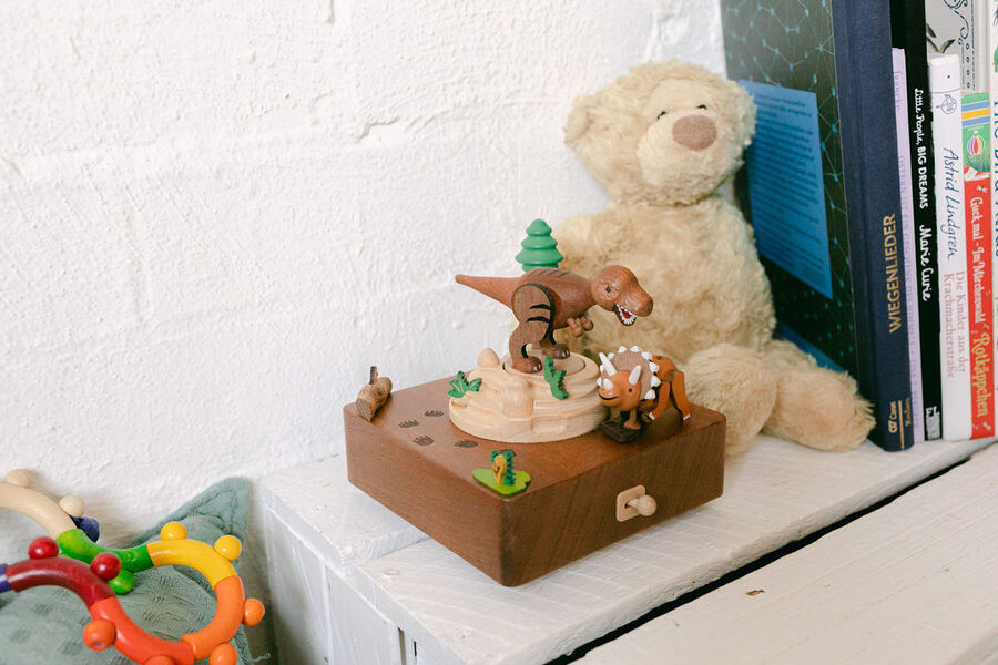 T-Rex Swaying & Round Music Box