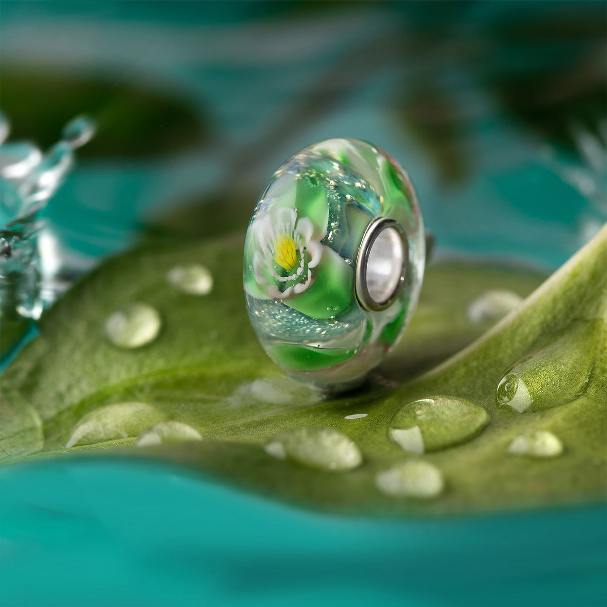 Sea Pondflower Bead