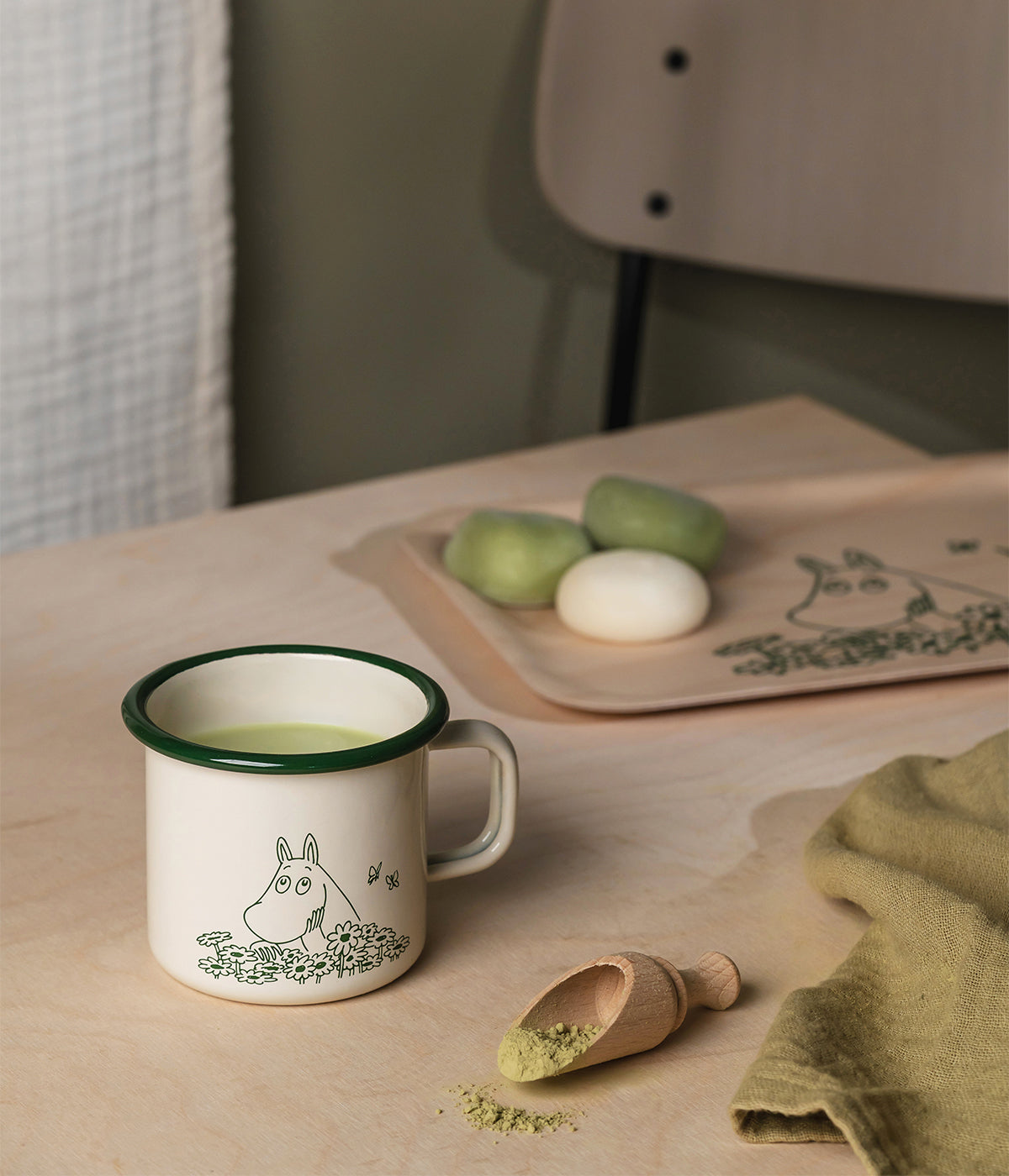 Moomin Summer Crush Enamel Mug 370ml - view 4
