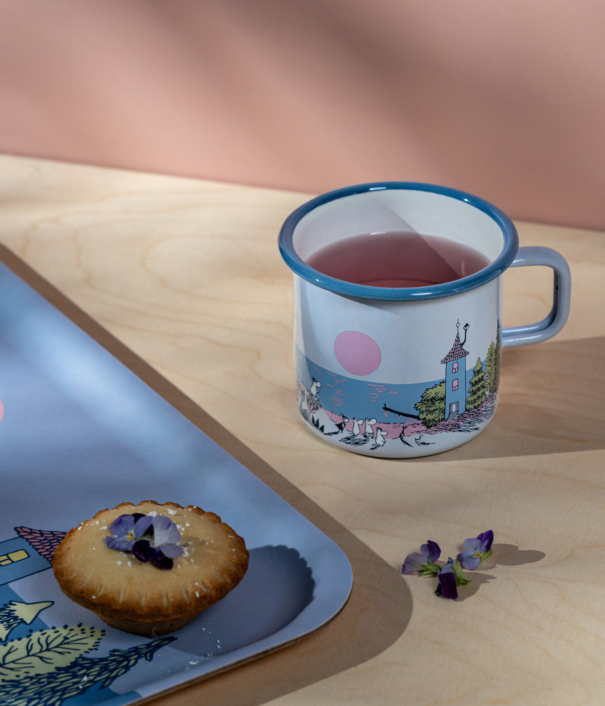 Moomin Sunset Enamel Mug 550ml - view 5