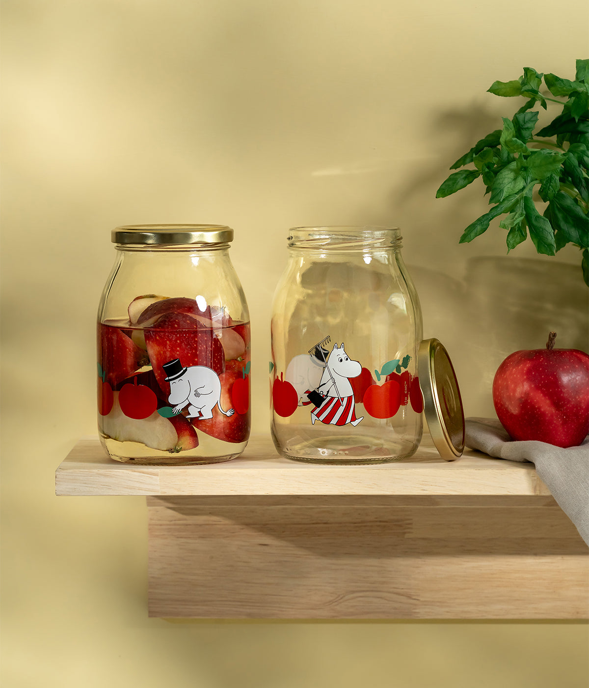 Moomin Joyful Apples Glass Jar 1L - view 5