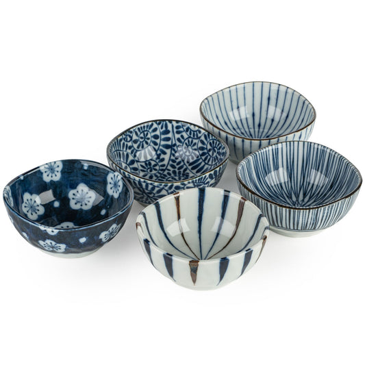 Aizome five-piece Japanese sauce bowl gift set with blue and white patterns