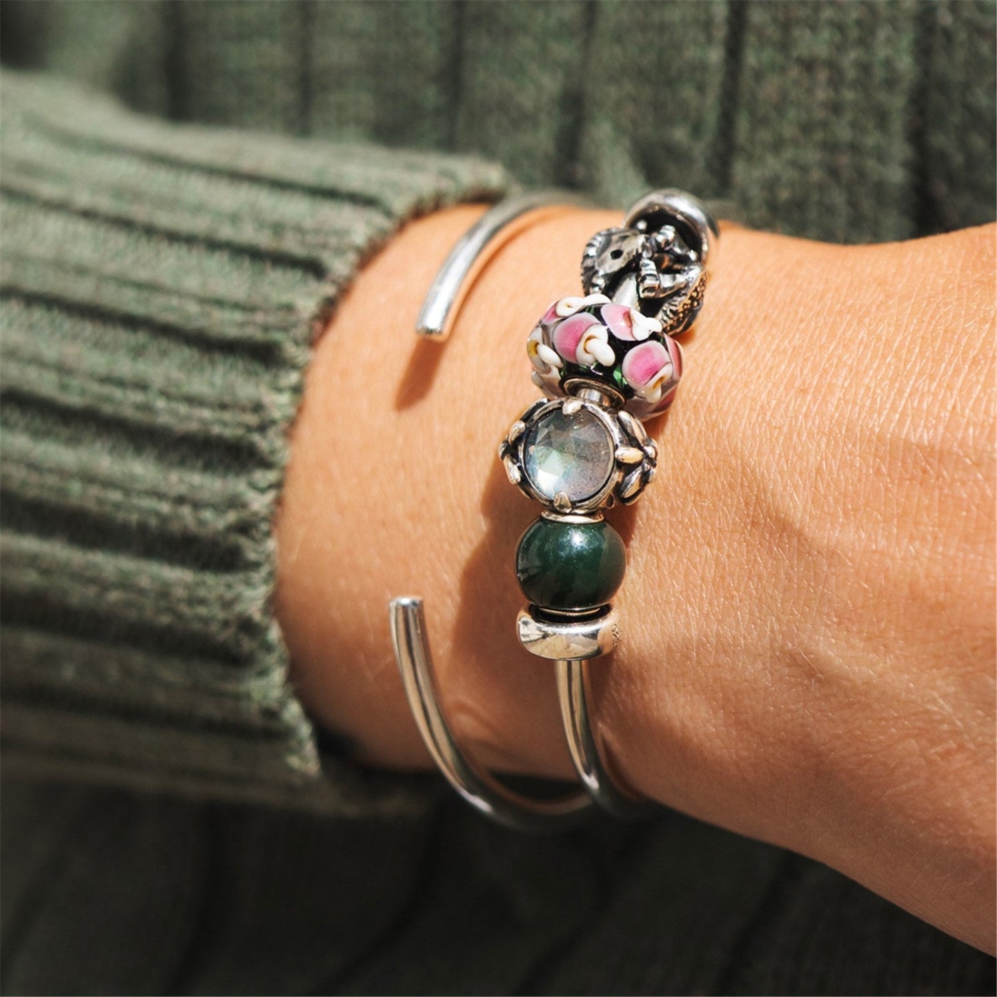 Mountain Edelweiss Bead