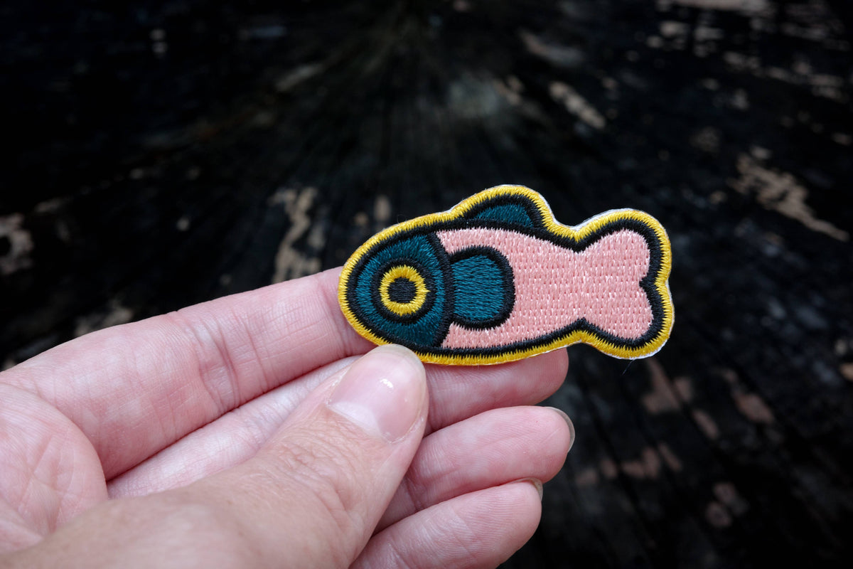 Coral/Dark Green Fish Patch detail view 3