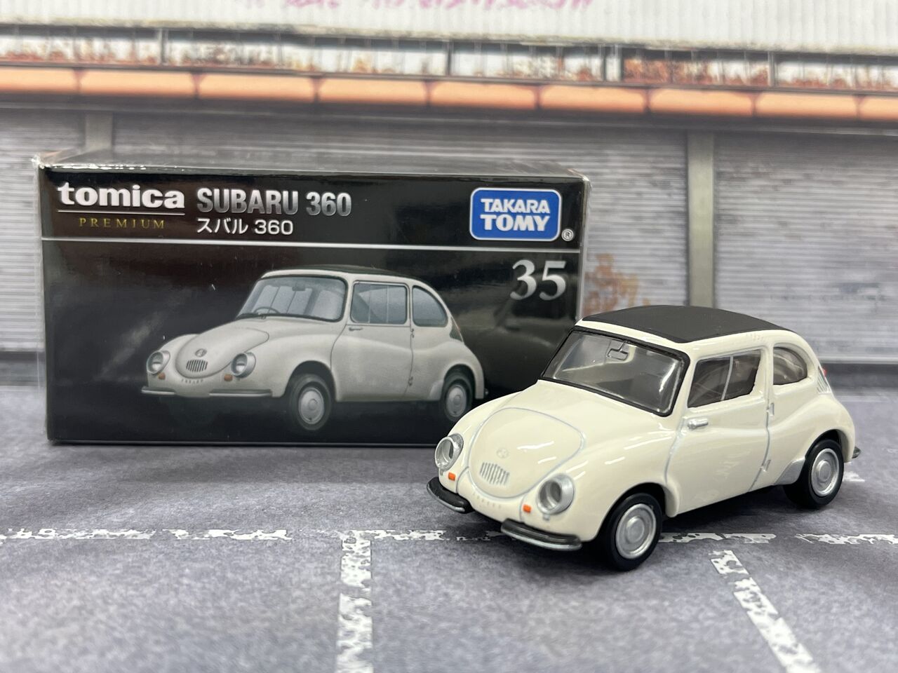 Tomica Premium No. 35 Subaru 360
