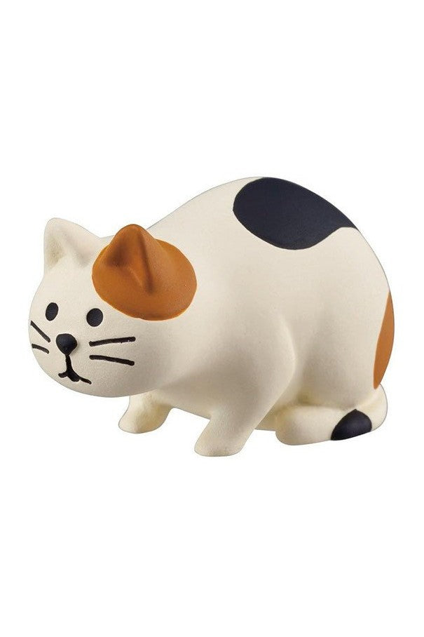 Decole Concombre Figurine - Tea House - Curious Cat - Mu Shop