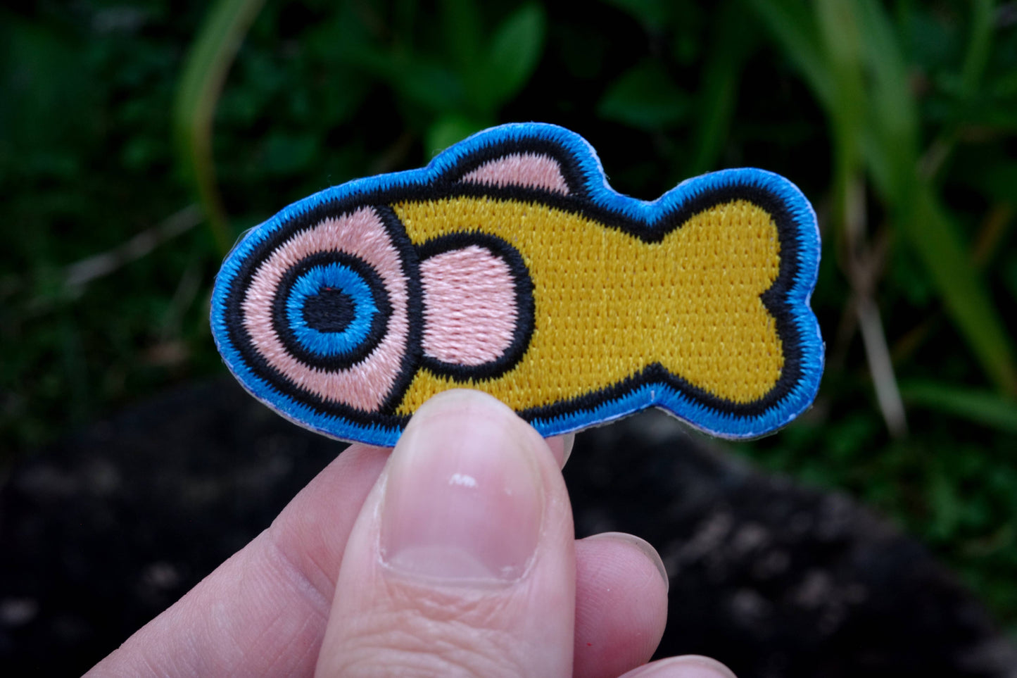 Yellow/Coral Fish Patch detail view 5
