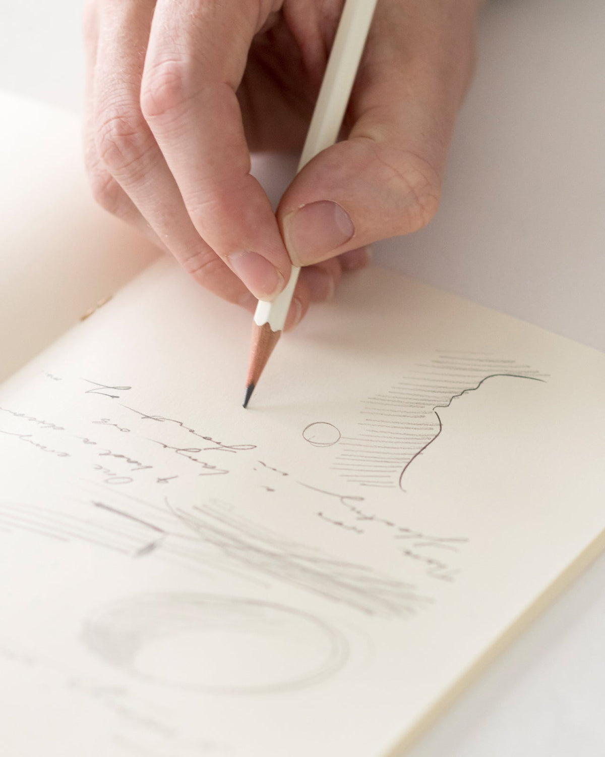 MD Pencil B being used for a graphite sketch