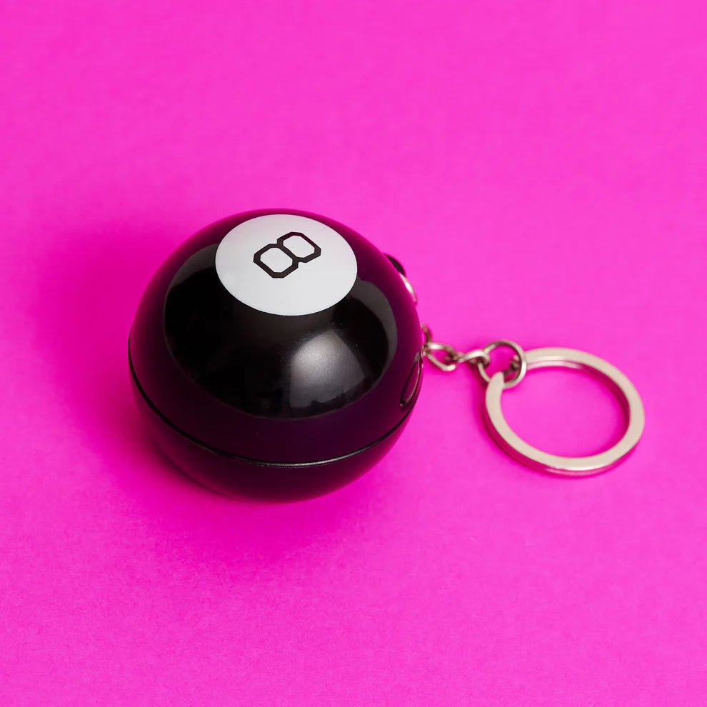 Mystic 8 Ball Keyring - Mu Shop