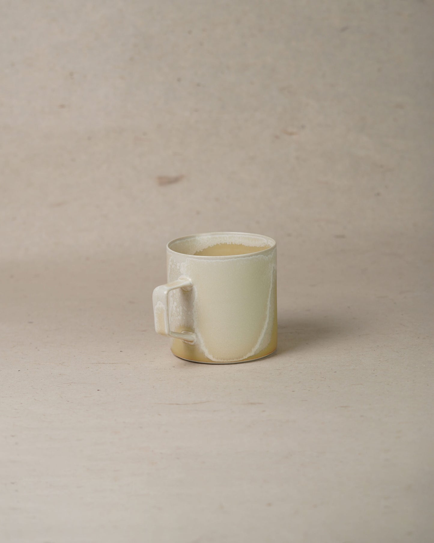 Mischievous Yellow-Crested Cockatoo Mug 350ml