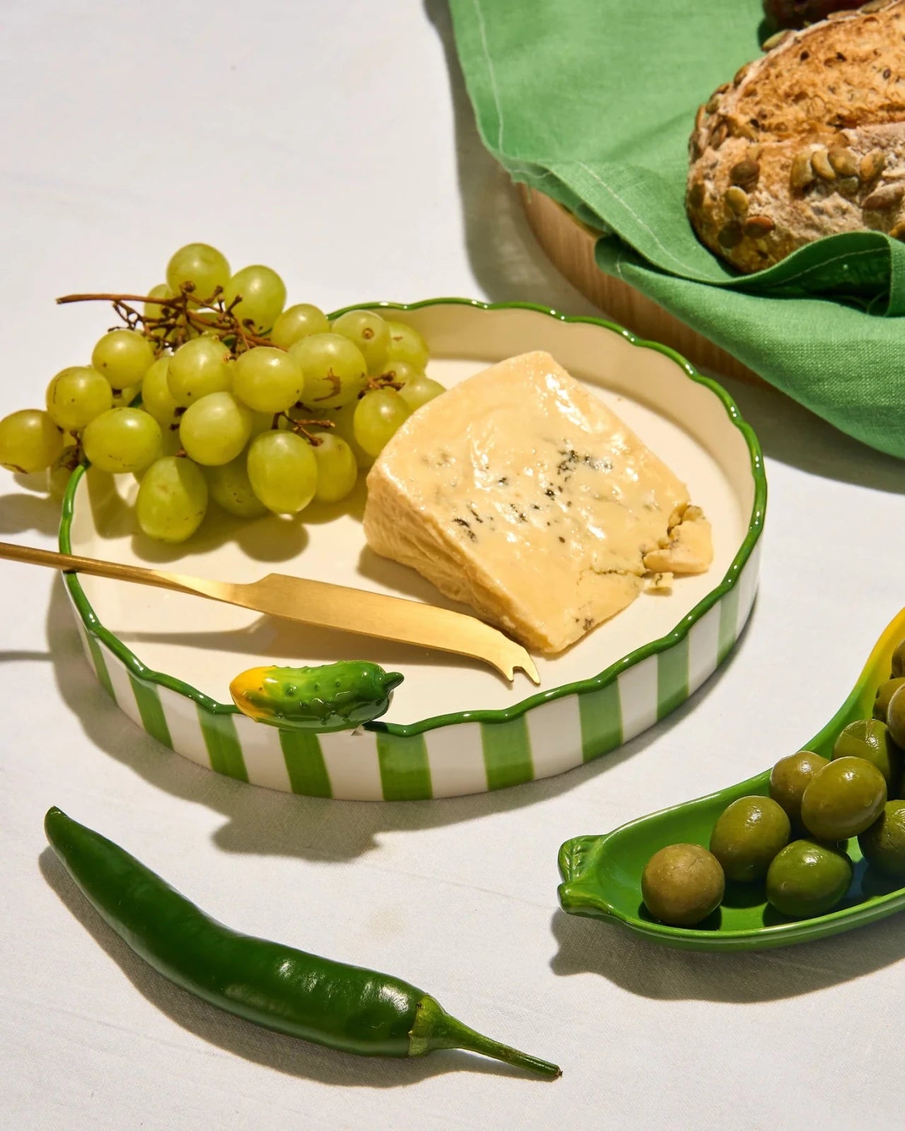 Seaview Stoneware Dill Small Dish - Mu Shop