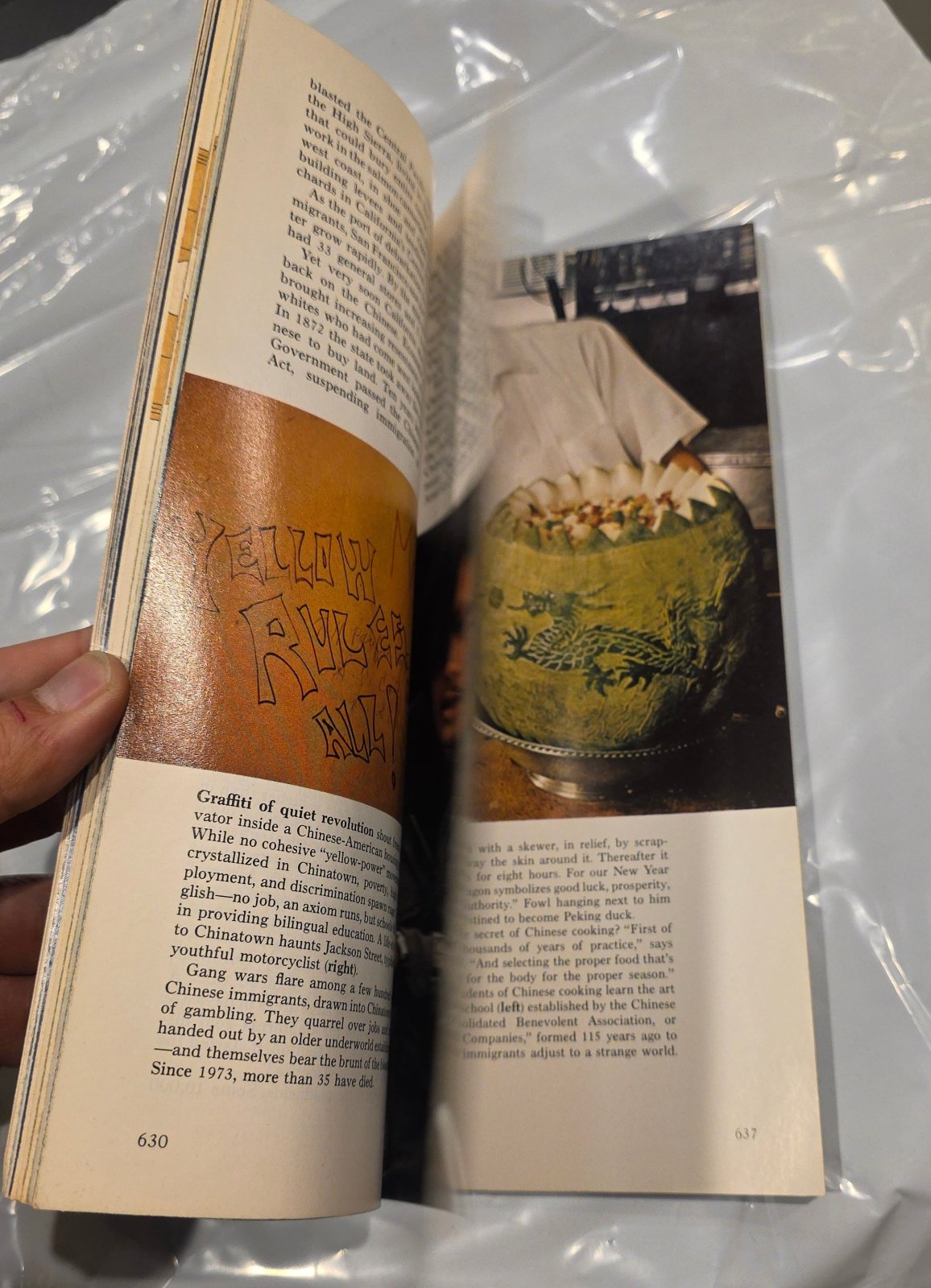 Vintage National Geographic November 1975 - Mu Shop