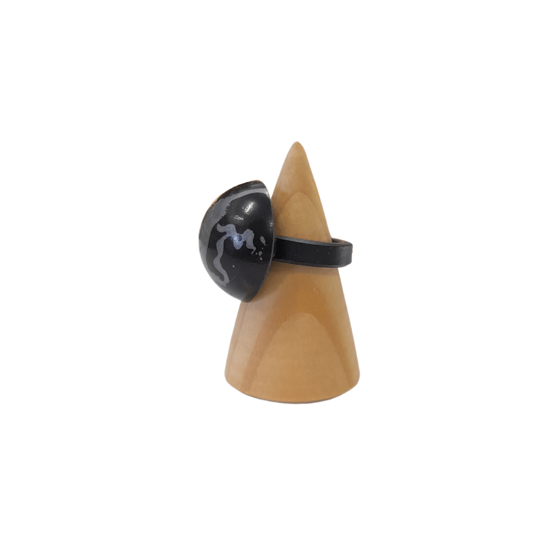 Black Circle Resin Ring - Mu Shop