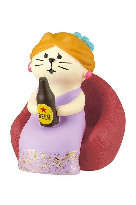 Decole Concombre Figurine - Calico Cat Bar - Mama San Cat - Mu Shop