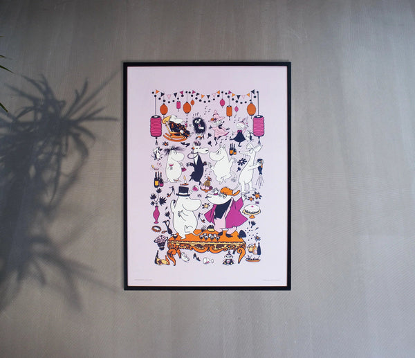 Moomin Party Poster 50x70cm - Lilac - Mu Shop