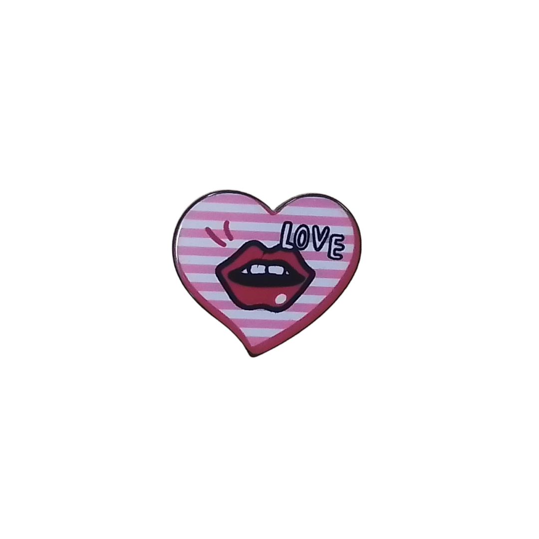 Red Lip Love Brooch - Mu Shop