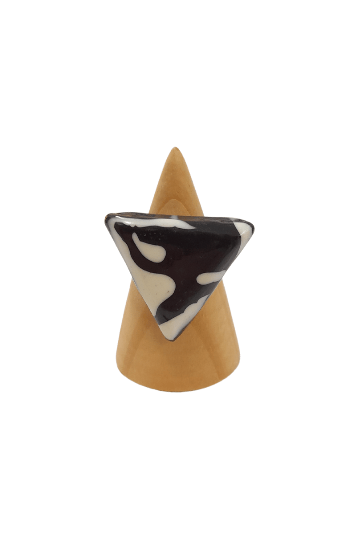 Triangle B&W Marble Resin Ring - Mu Shop