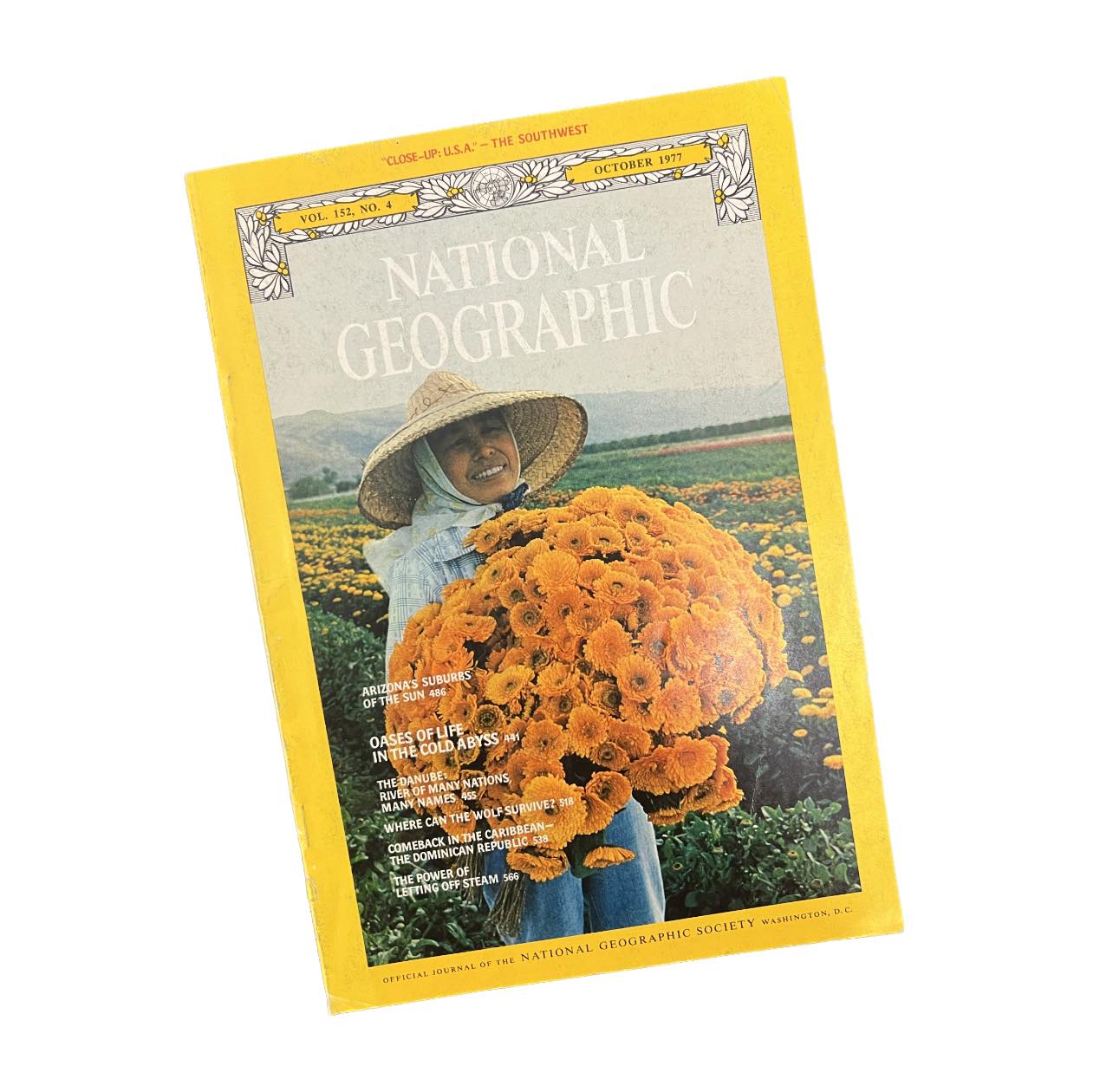 Vintage National Geographic Magazine October 1977 - Mu Shop