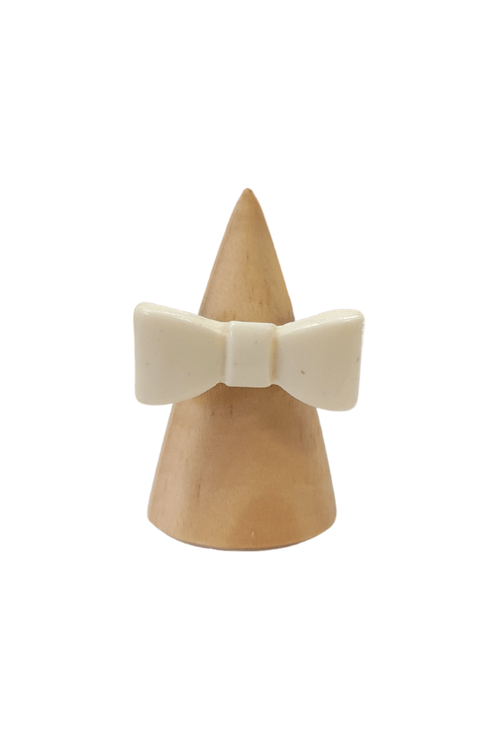 White Bow Resin Ring - Mu Shop